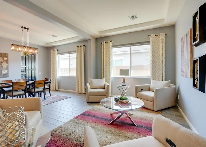 6 Mi To Luke Afb: Oasis W/ Private Pool *