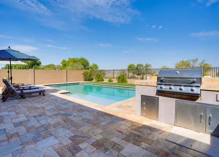Holiday home 6 Mi To Luke Afb: Oasis W/ Private Pool