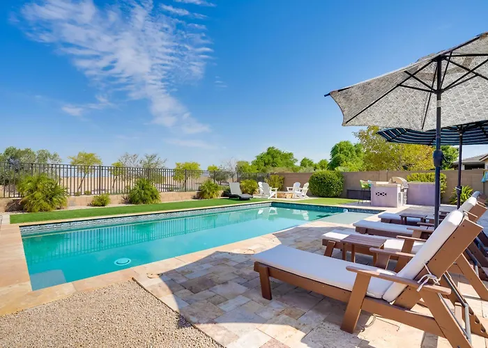 6 Mi To Luke Afb: Oasis W/ Private Pool Litchfield Park
